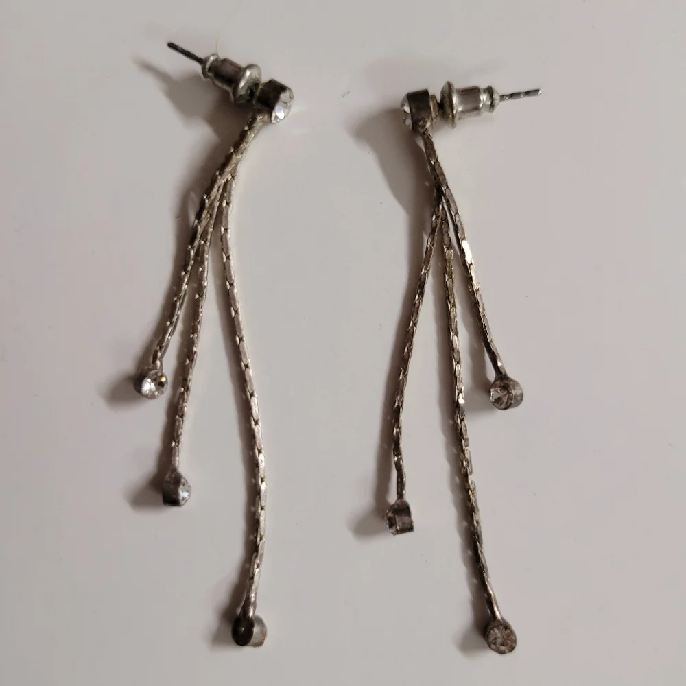 Earring bundle: peirced set/cartilage cuff, silver tone and white stone